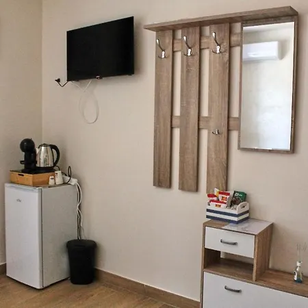 Perla Del Mare Pensión