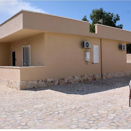 Pensión Perla Del Mare Mondragone